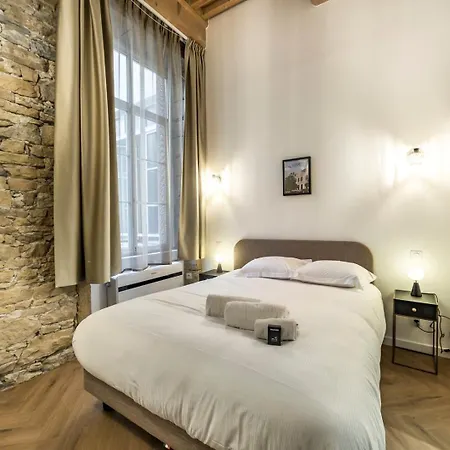 Opera Orchestre | Sejour De Luxe Avec Balneo & A/c Apartament